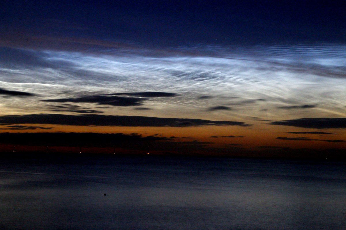 beadyallen's tweet photo. @SteB777 @metoffice Great pics. I wouldn't have said they're "extremely" rare though. Northumberland gets them a few times a year. These are from a couple of nights ago in Whitley Bay  about 1 am. https://t.co/yIOzdjPFfr