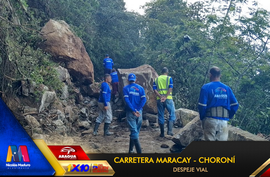 viasdearaguas's tweet photo. 🦺🚧Pueblo trabajando por el pueblo, realizamos despeje vial en el derrumbe de la carretera #Maracay - #Choroni sector La Cumbre.
Gdora. @Soykarinacarpio alerta a cualquier situación en #Aragua
#JulioDeVictoria
#AraguaReverdece
@NicolasMaduro @VTVcanal8 @RafaelMaracay21 @_Vpsops https://t.co/yfxNCpWM4W