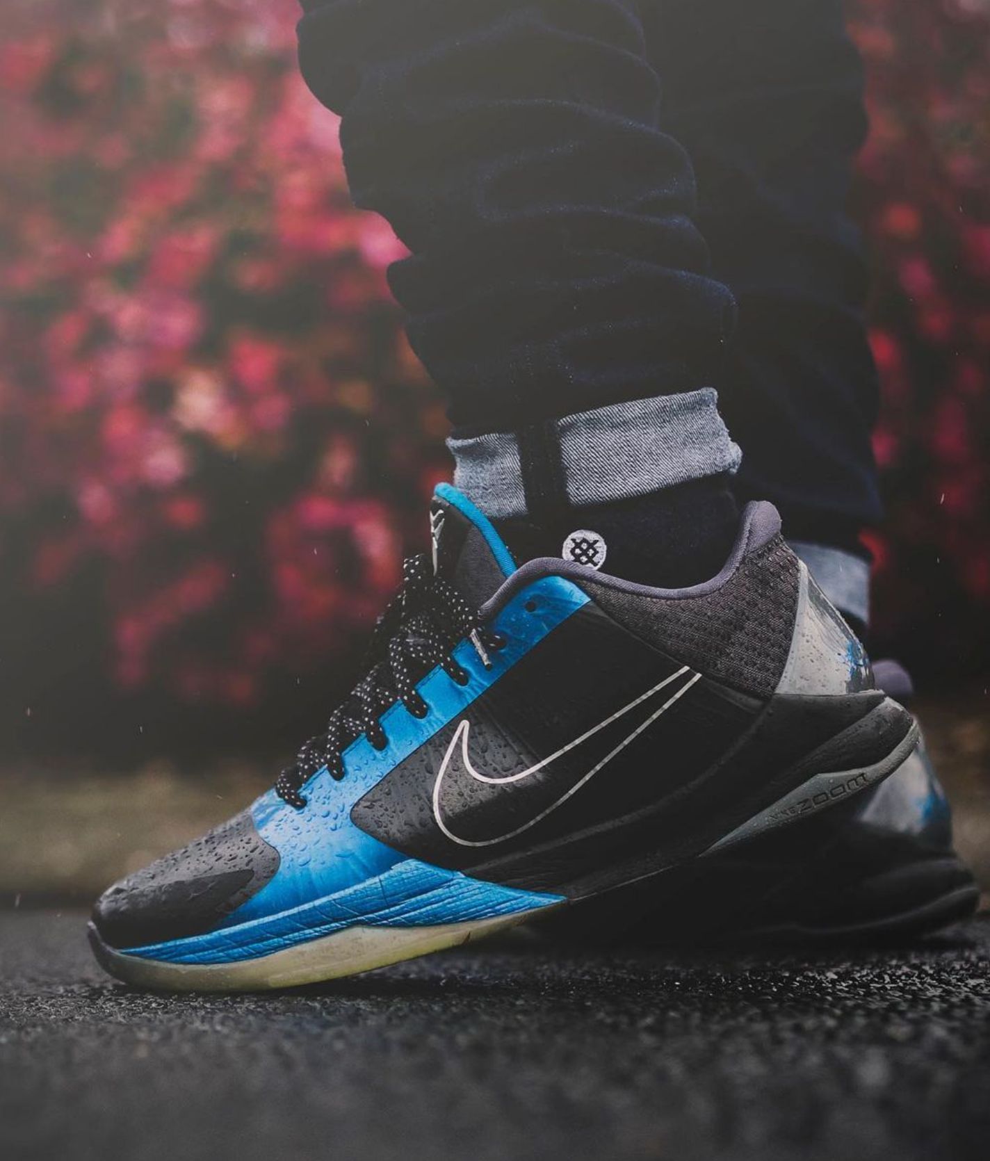 Sneaker News X Nike Kobe 5 Dark Knight 2010 https t W7fLP4NV0u X