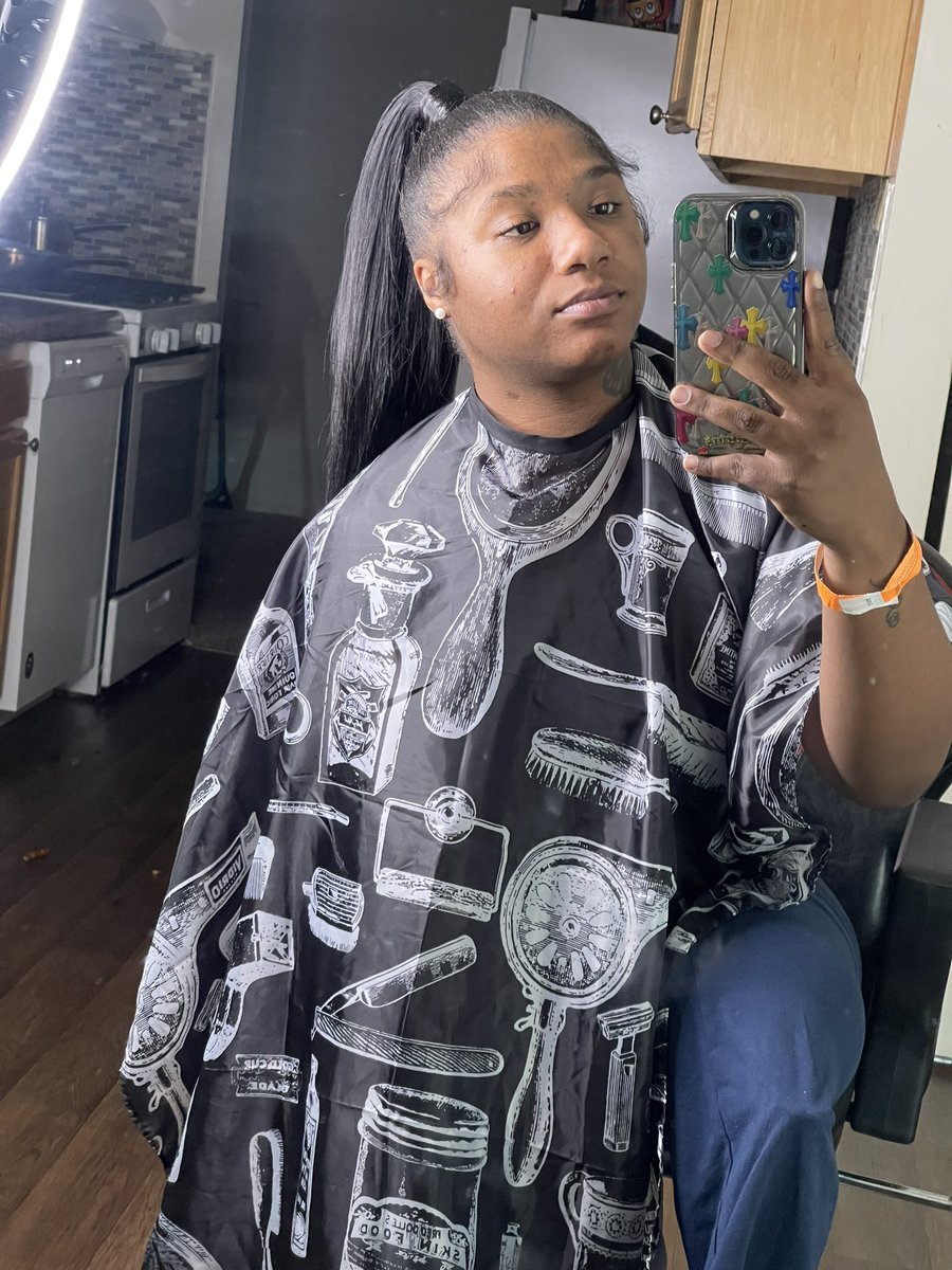 Amar23i11iii's tweet photo. 🦋Sleek ponytail on client with Low Hairline🦋
🇺🇸4th of July Sale : All Ponytails $55 for the month of July, DM FOR ALL APPOINTMENTS
#arietheestylist💇🏽♀️ #baltimorestylist✂️✂️✂️ #baltimoreweaves #closureweaves #frontalweaves #quickweaves #bluntcutbobs💇♀️😍#dmvstylist #ponytail https://t.co/XJ2hhnapaZ