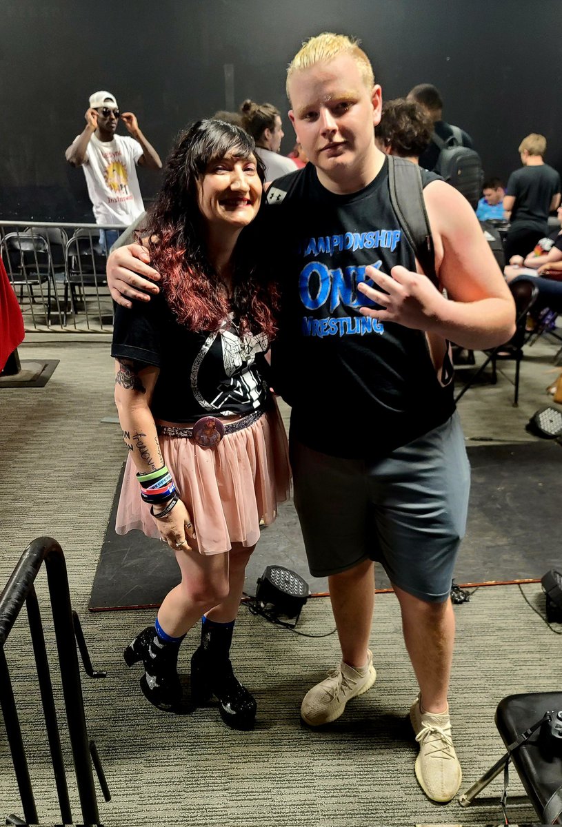 ladygirljules tweet media