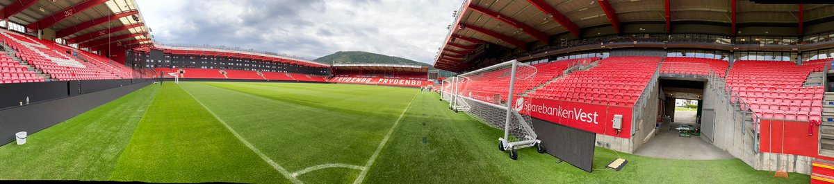 Morgen start de kaartverkoop voor SK Brann-uit. De  verkoopperiodes gaan zich snel op elkaar opvolgen. We proberen voor het weekend alle loyaliteitspunten achter elkaar aan bod te laten komen. Om zo voor het weekend duidelijkheid te hebben voor alle loyaliteitpunthouders.