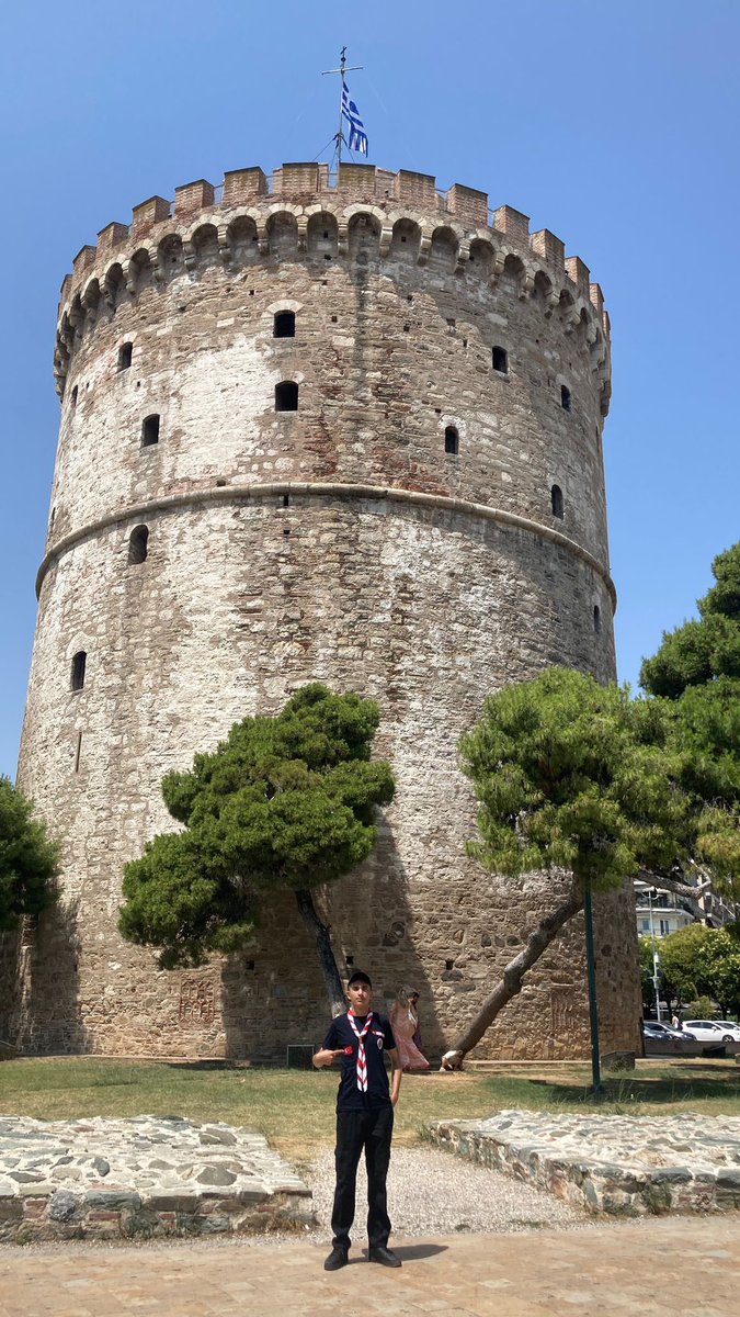 Ergin İzcilerimizden Ahmet Burhan Dizdar Kulübümüzü temsilen Balkan Ülkeleri Milli Bilinç Faaliyetini tamamlayarak ülkemize geri dönüş yaptı. Kendisini bu kampından dolayı tebrik eder, izcilik dolu yıllar dileriz.

#gülistanizciliksporkulübü #balkanmillibilinçkampı