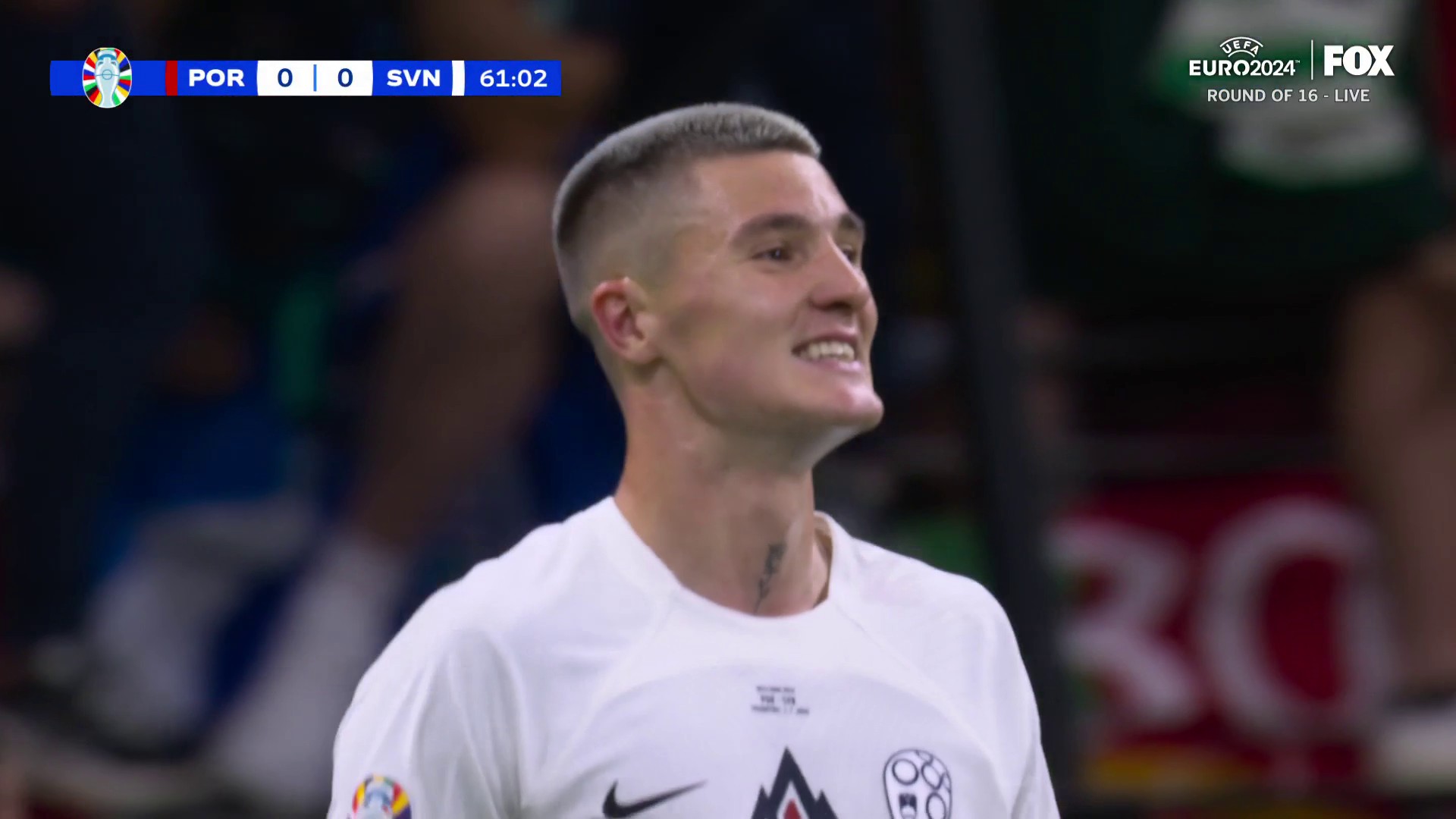 Slovenia on the breakaway here, but hits it wide 🇸🇮