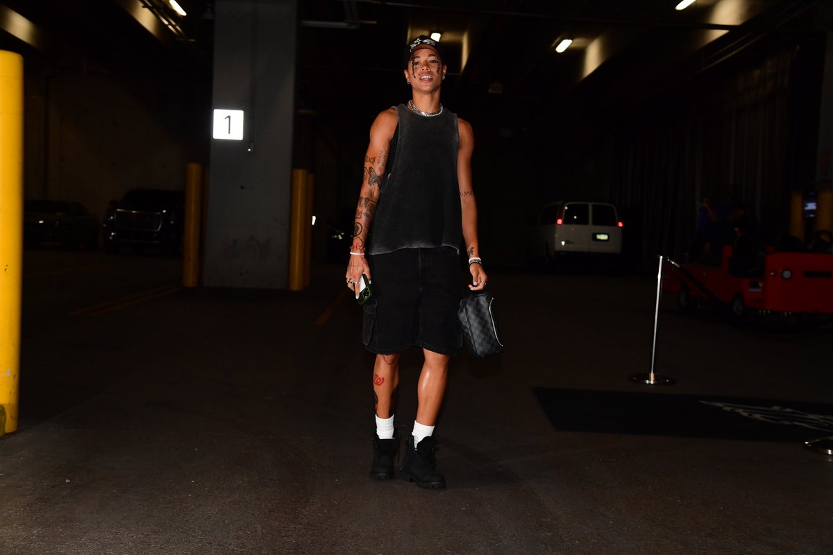 Natasha Cloud tweet media