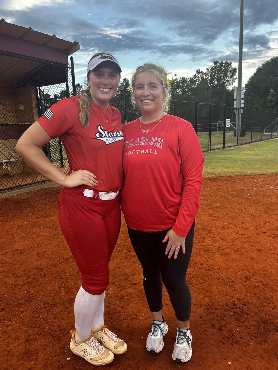 TBerry2025's tweet photo. This weekend my team competed in the Florida Storm Summer Showcase. Thank you @AlissaSmith12 for putting on such a great event! I ended the weekend with homerun 🥎🥎.
@FlStormCottrill @leobsbl @ScottThomasGG
@kayleeallen88 @christine_roser @EKinberger @29maddog @UWGSoftball https://t.co/C5dQ8JAhEX