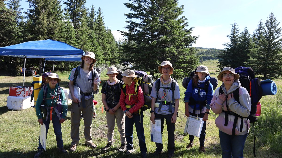 The 2nd years are set for an adventure as they take on a challenging hike. Can't wait to hear their stories! #scoutsdostuff #wrscoutcamp #scoutscanada