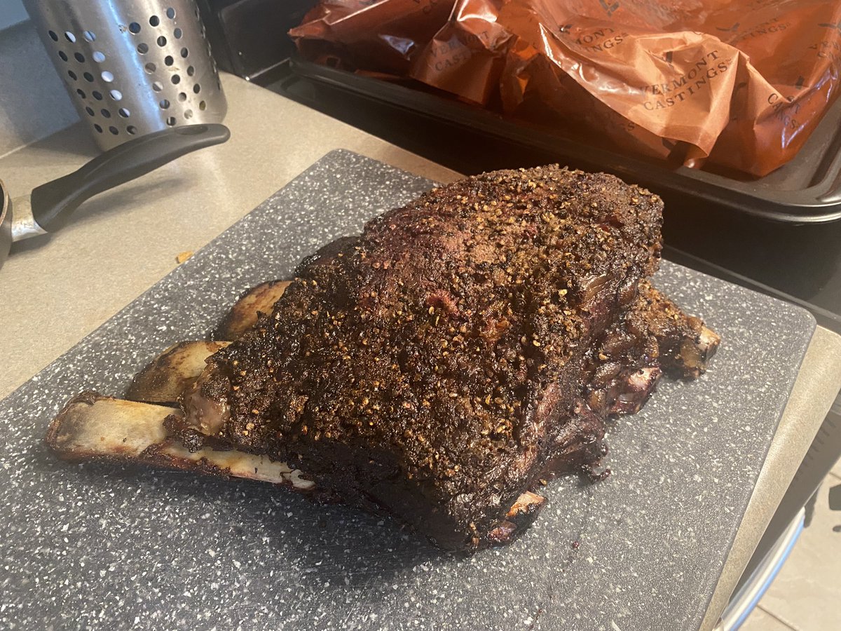 cardseco1217's tweet photo. In case anyone was curious here’s the end result to the Canada Day meal. Beef short rib (Portuguese) linguiça homemade potato salad and Caesar salad 🥗 🍖 🥔 🍺 🇨🇦 @TraegerGrills #AAAbeef @MeatChurch #labattblue https://t.co/9RmXR1yl9O