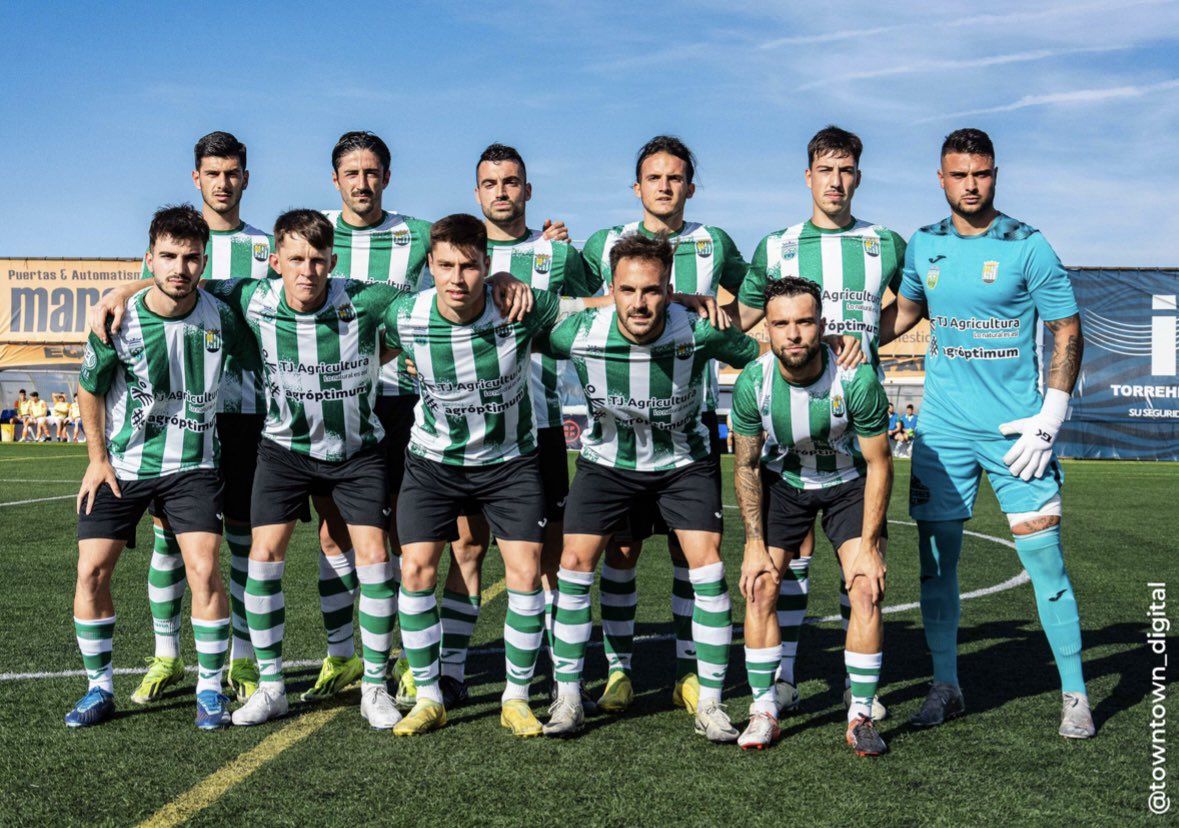 GRACIAS <a href="/cdquintanardrey/">CD Quintanar del Rey</a> 

- acaba un año bonito donde me he sentido futbolista despues de tanto tiempo, gracias a tododos los que habeis formado parte de esta FAMILIA  y espero que os vaya muy bien. gracias por todo y suerte en vuestro camino.