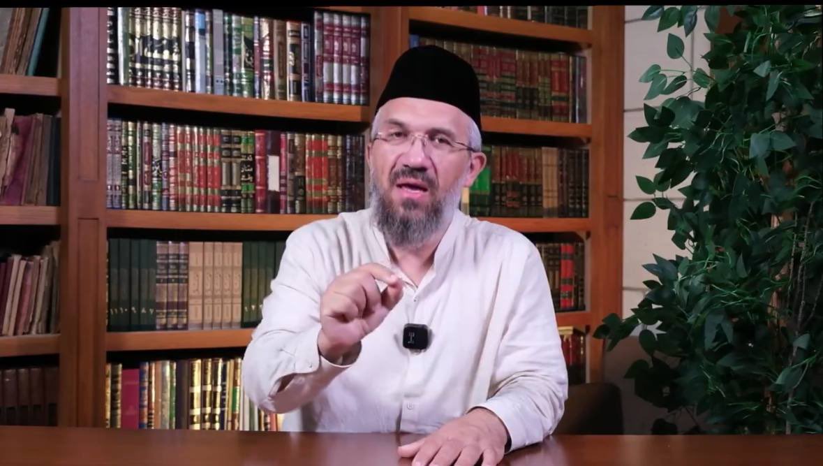 🗣️ İhsan Şenocak:

“Müslüman, unutma! Kayseri ve Türkiye’nin idaresindeki Kuzey Suriye’deki büyük fitne ateşini yakan irade, GAZZE’ye bomba yağdıran SİYONİSTLER ve onların taşeronlarıdır. Oyuna gelme, oyunu boz Müslüman!”