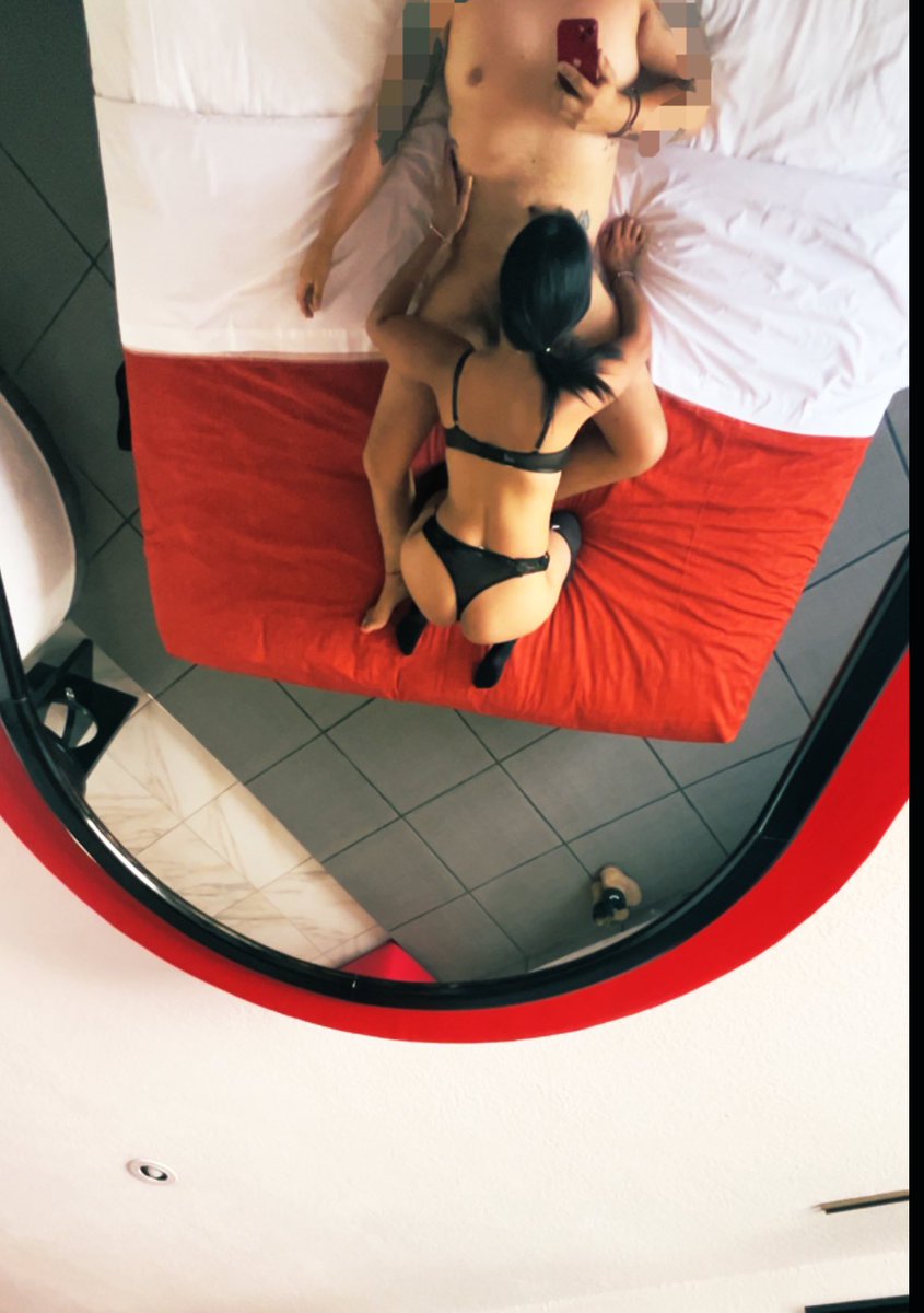 Josse9305's tweet photo. Que rico clima para estar entrando en calor en una habitación , disfrutando de una rica chica unicornio #singleenpuebla #chicaunicornio🦄 https://t.co/Xm1mnHQ6Wr