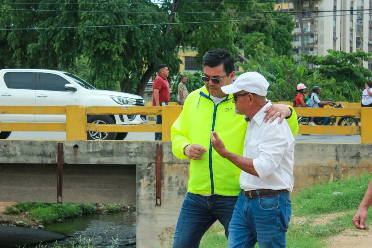 Hemos constatado hoy la operatividad de nuestros canales y cauces de ríos y quebradas ante la llegada de lluvias por el paso del huracán #Beryl
Los trabajos constantes desde la <a href="/AlcaldiaSMarino/">Alcaldía de Mariño</a> tienen su resultado: espacios seguros para el flujo de aguas de lluvia 

#01Jul