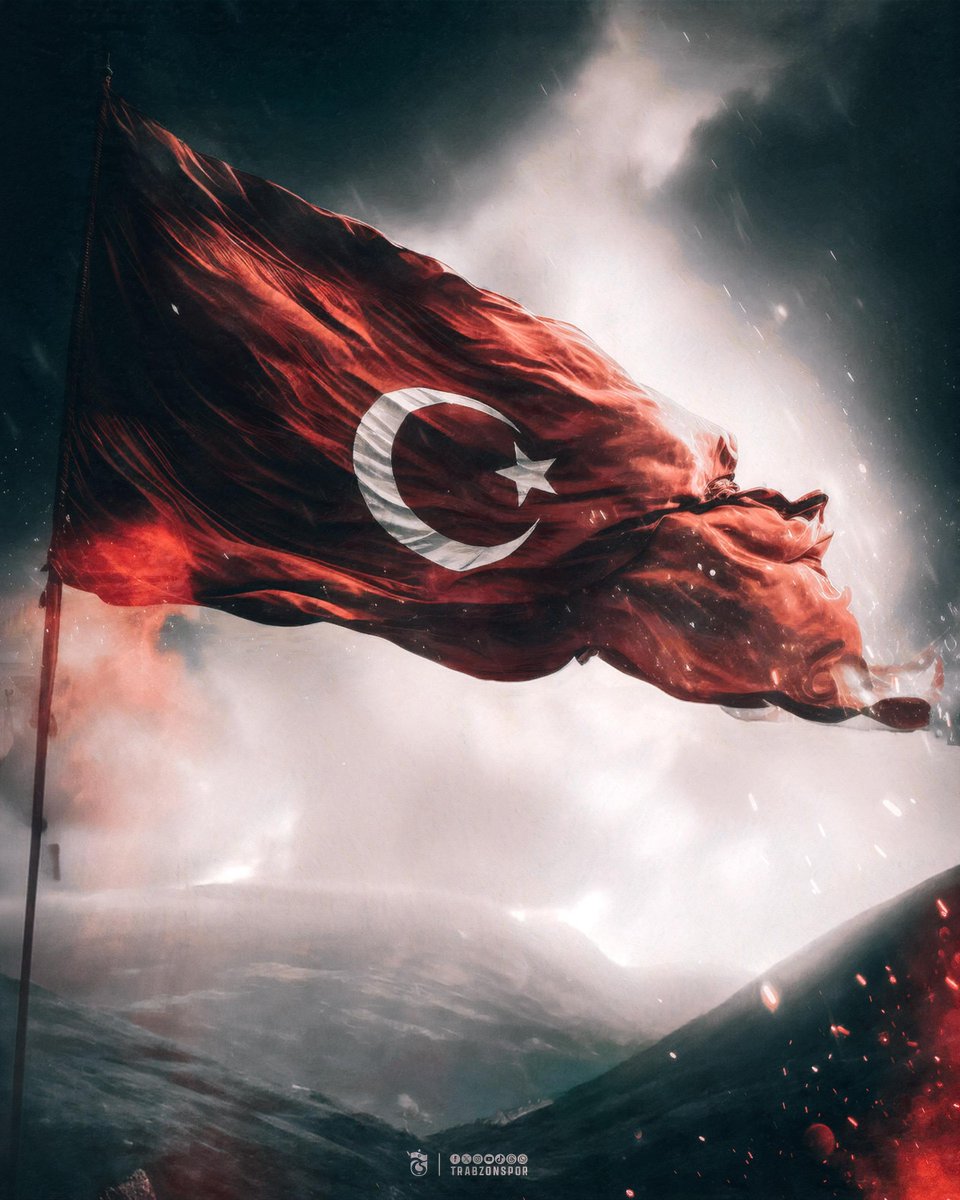 bosunatiklama's tweet photo. Trabzonspor: "Gökyüzünün süsü, milletin gururu. 🇹🇷" https://t.co/vtlR6s26Ek