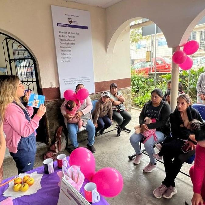 saludazuay_'s tweet photo. #ElNuevoEcuadorResuelve | Grupos de Apoyo a la Lactancia Materna de la parroquia Shaglli, #SantaIsabel y #SanFernando reciben charlas por parte de @saludcz6oficial sobre la importancia del control prenatal, el consumo de vitaminas y de la leche materna en niños menores de 2 años. https://t.co/IIsvJE44Jm