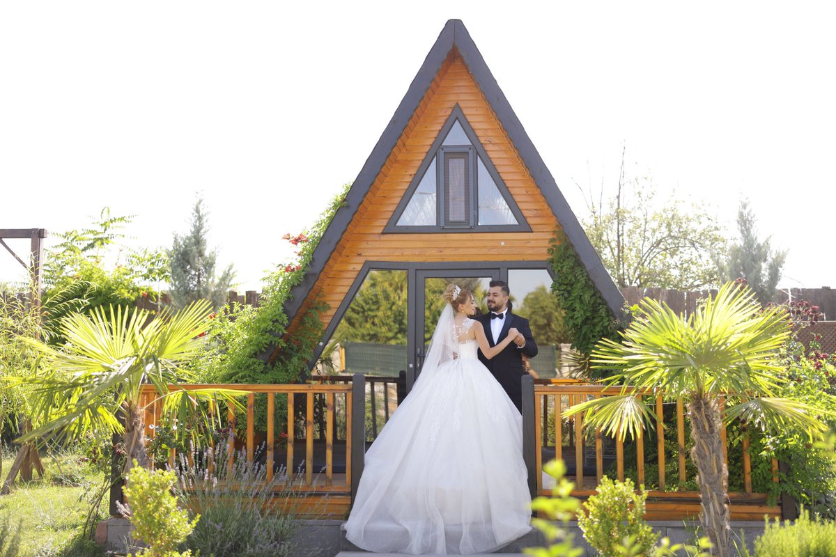 Başıma gelebilecek en güzel mutluluktu seninle hayatımı birleştirmek.