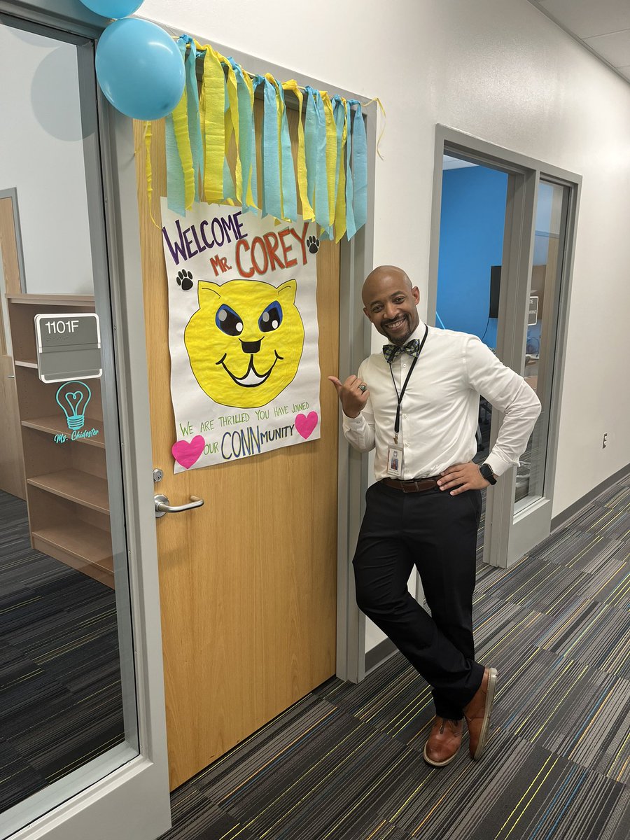 ConnMagnet's tweet photo. Join us in welcoming Mr. Corey to #ConnMagnet as our new principal! We’re excited for a year of growth and success under your leadership. #CONNmUNITY https://t.co/tbtL4ayTjl