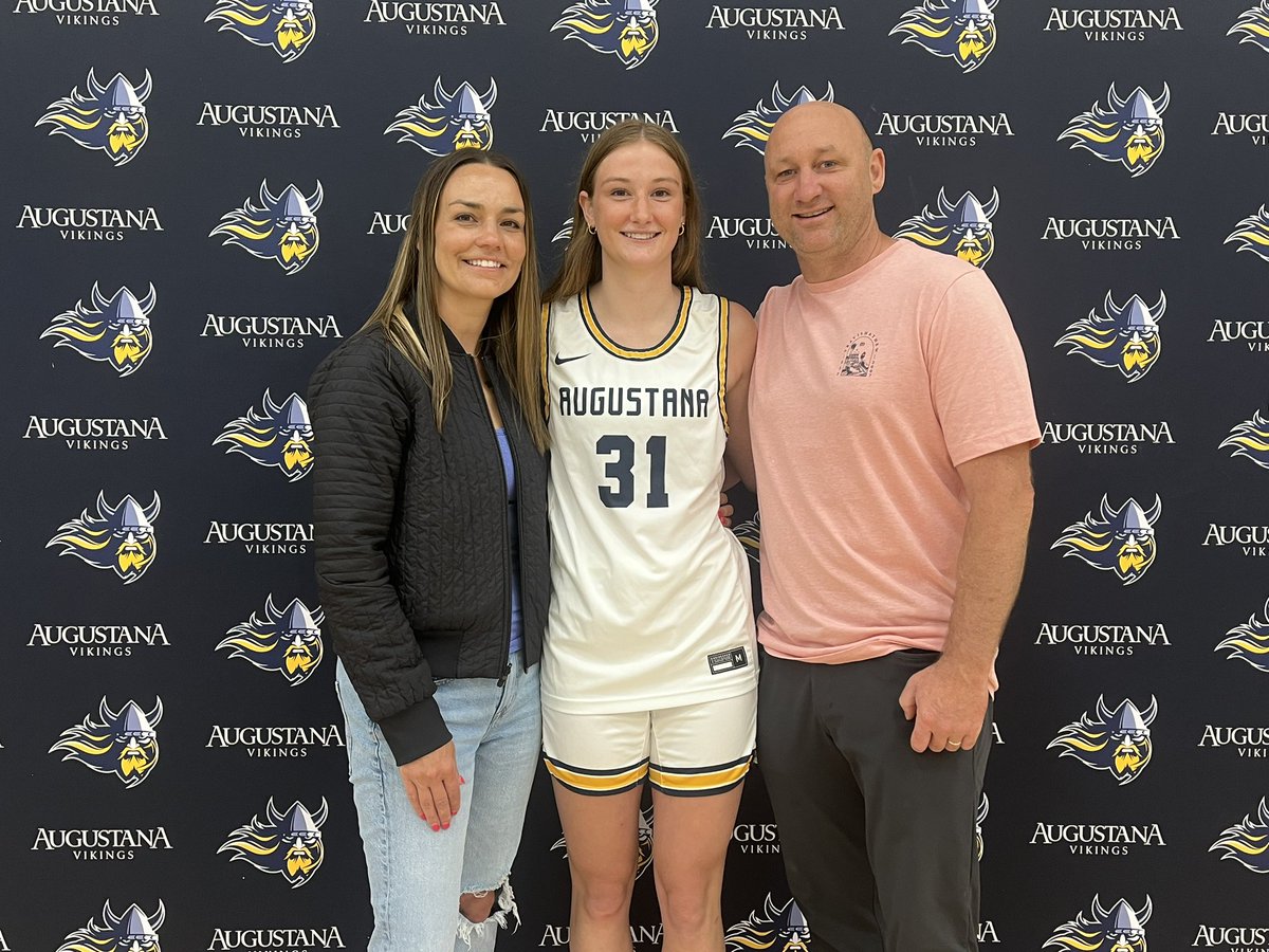 After a great visit at <a href="/AugieWBB/">Augustana Women's Basketball</a> I’m excited to have received an offer! Thank you <a href="/CoachNateVogel/">natevogel</a>!