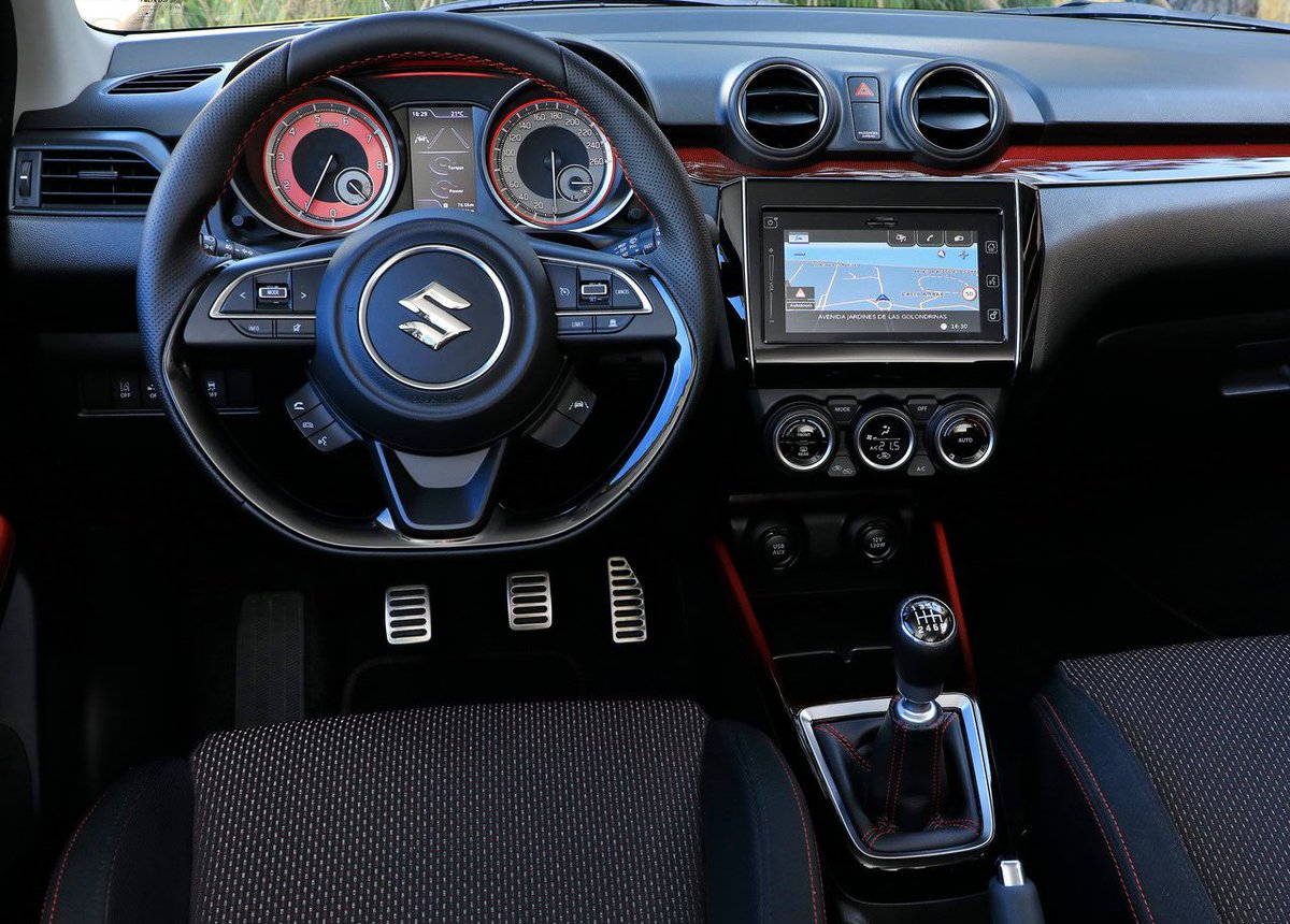autodinamicomx's tweet photo. La decisión refiere a la intención de la firma de origen japonés de liberar espacio en su oferta para nuevos vehículos eléctricos y el #SwiftSport no se va solo, pues también se despiden el #Ignis, el #Swace y algunas versiones de #Jimny... https://t.co/v0uOp8g1AJ
