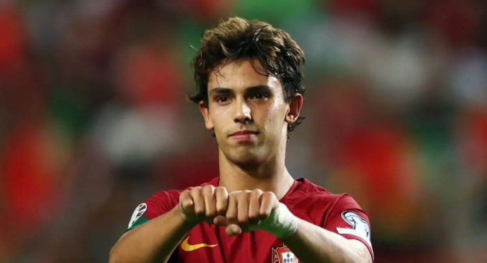 KirlosRM's tweet photo. Joao Félix Lleva calentando desde el minuto 70’ y no ha entrado al terrero de juego…

INCREÍBLE! https://t.co/j8HsuDogKd