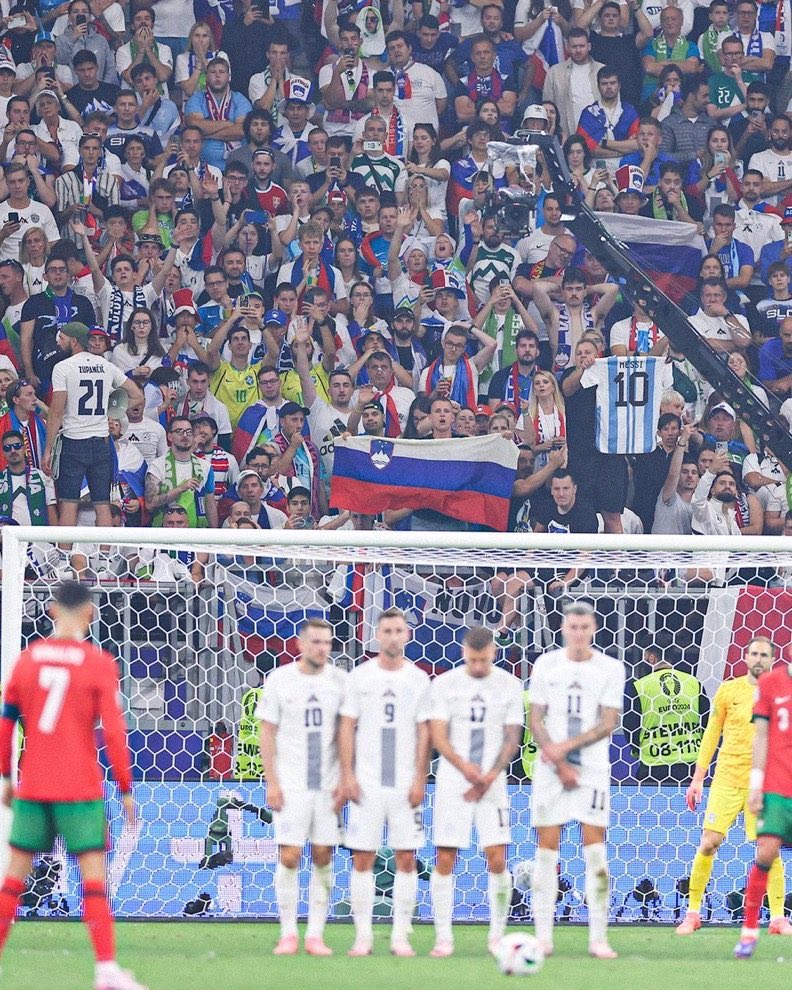 Out Of Context Football (@nocontextfooty) on Twitter photo 