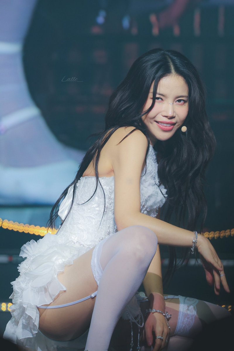 Solar (Mamamoo)