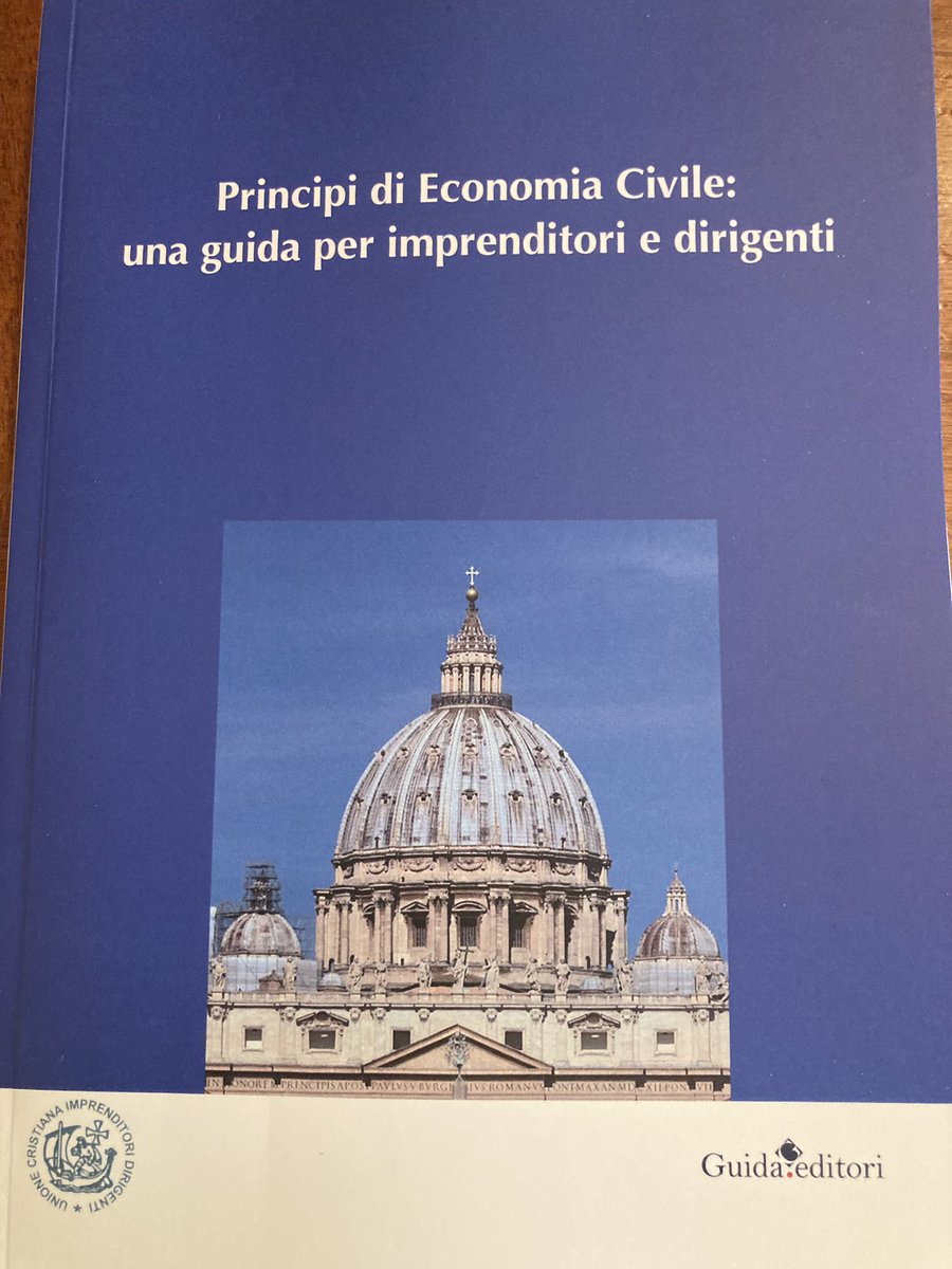 UcidSezLecco's tweet photo. Assemblea #UCID Naz. Sorrento 29/6/24, presentato “Principi di Economia Civile: guida x imprenditori e dirigenti” che sarà a @settsociali a Trieste nell’intervento #UCID 6/7 #storchi #brancaccio #galletti @Leonardobecchet #zamagni @luiginobruni @dieguida Dediche x @UcidSezLecco https://t.co/peBRsMDRay