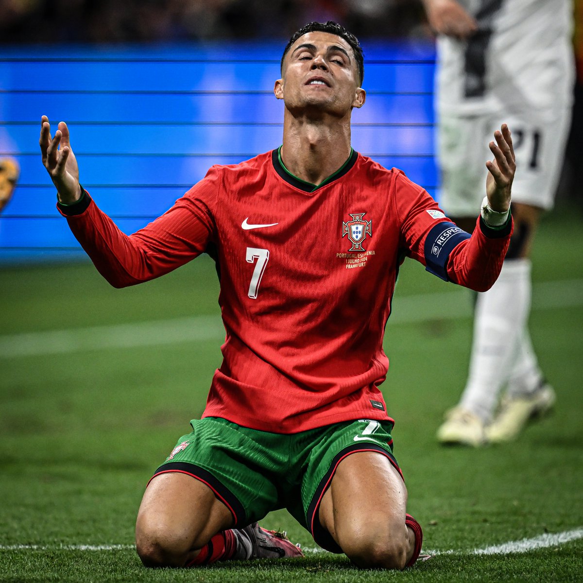 CRISTIANO RONALDO IS DENIED FROM THE PENALTY SPOT 😱