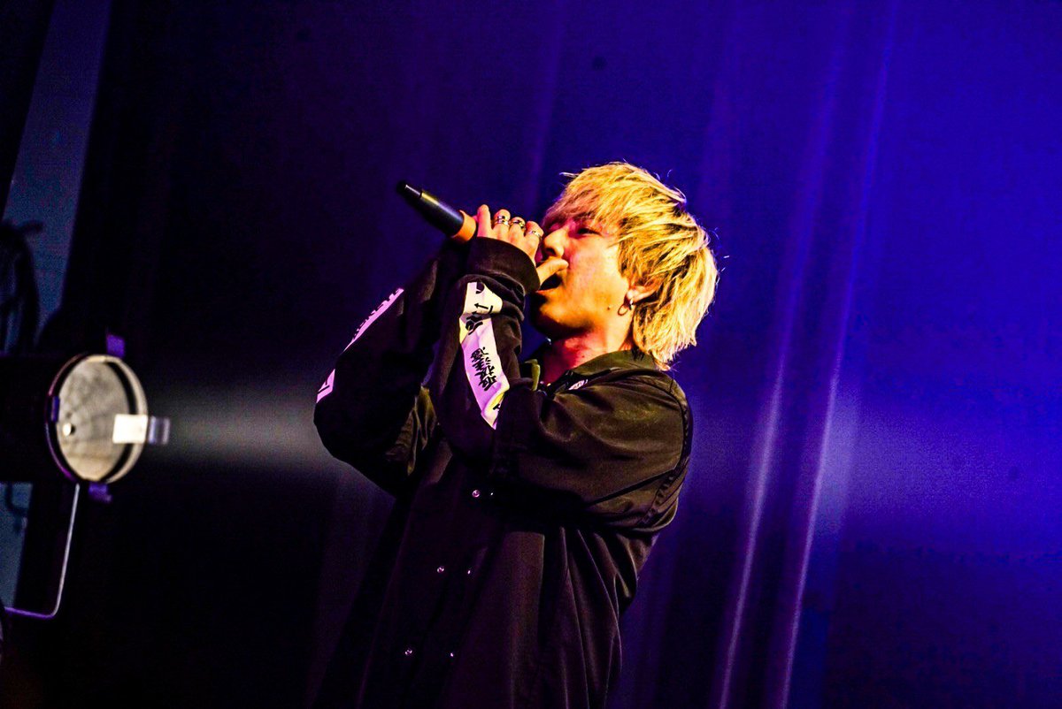 mamekozoudes's tweet image. #Mettle @ OSAKA BIGCAT
ありがとうございました

MDJノンストップでぶつけました
そして、名古屋からファミリーも
連れてきて乗り込ませてもらいました

#AFECT → #Ciely → #MDJ → #MCA
名古屋のバイブス食らってくれましたか

DEFさん、幻
これからも良きファミリーであり
ライバルでありましょう