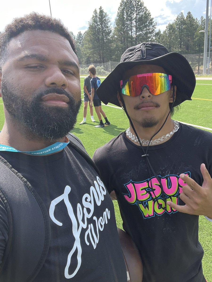 AndraRogers6's tweet photo. Jesus Won! 

Say it louder for the people in the back! 🔥

Shirt link the my bio 💯

#JesusAlwaysWins #arizonafca

@AZWValleyFCA @TheFCATeam @ArizonaFCA @Coachfray23 https://t.co/FF6sfObAL5