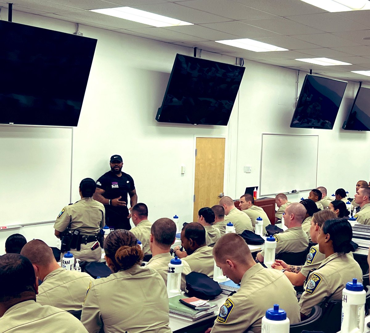 Nora Baston tweet media