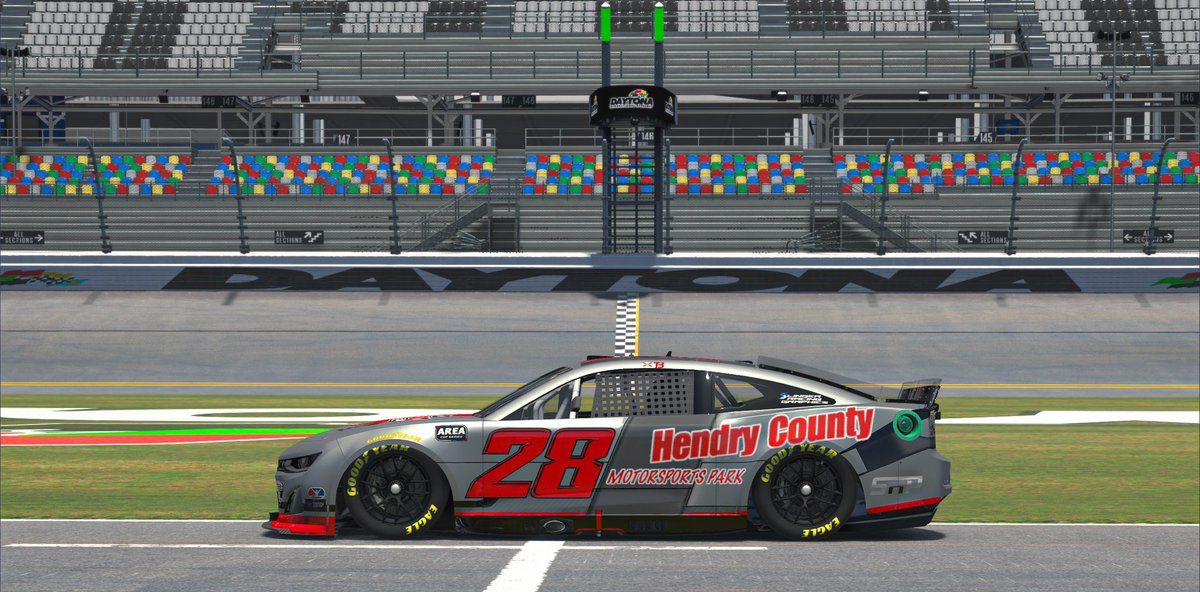 LOW$RACING tweet media