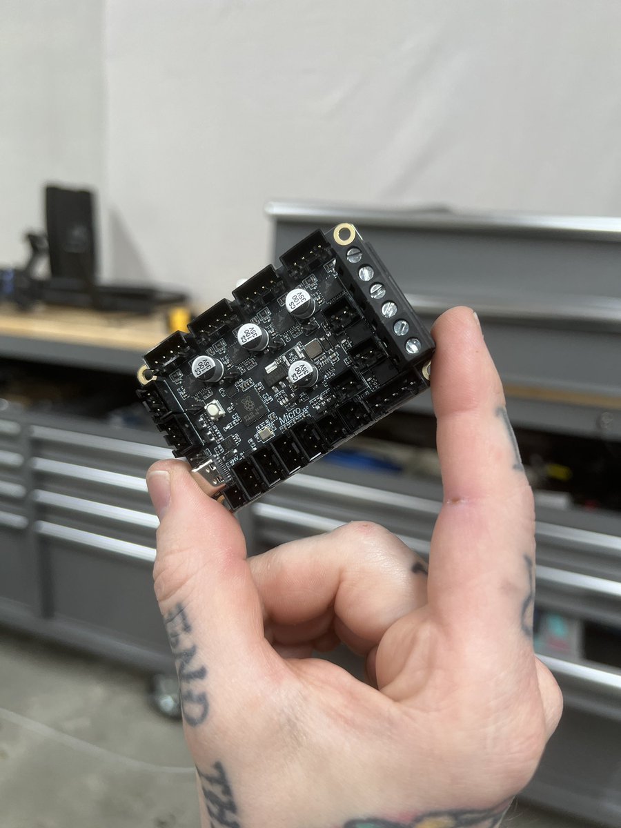 Alan Mandic tweet media