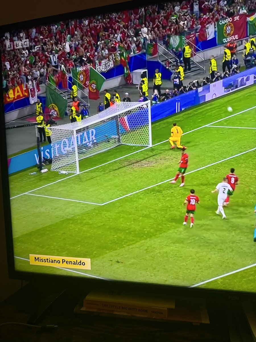 liamhyphen's tweet image. Nah BBC did Ronaldo DIRTY 😭😂😂