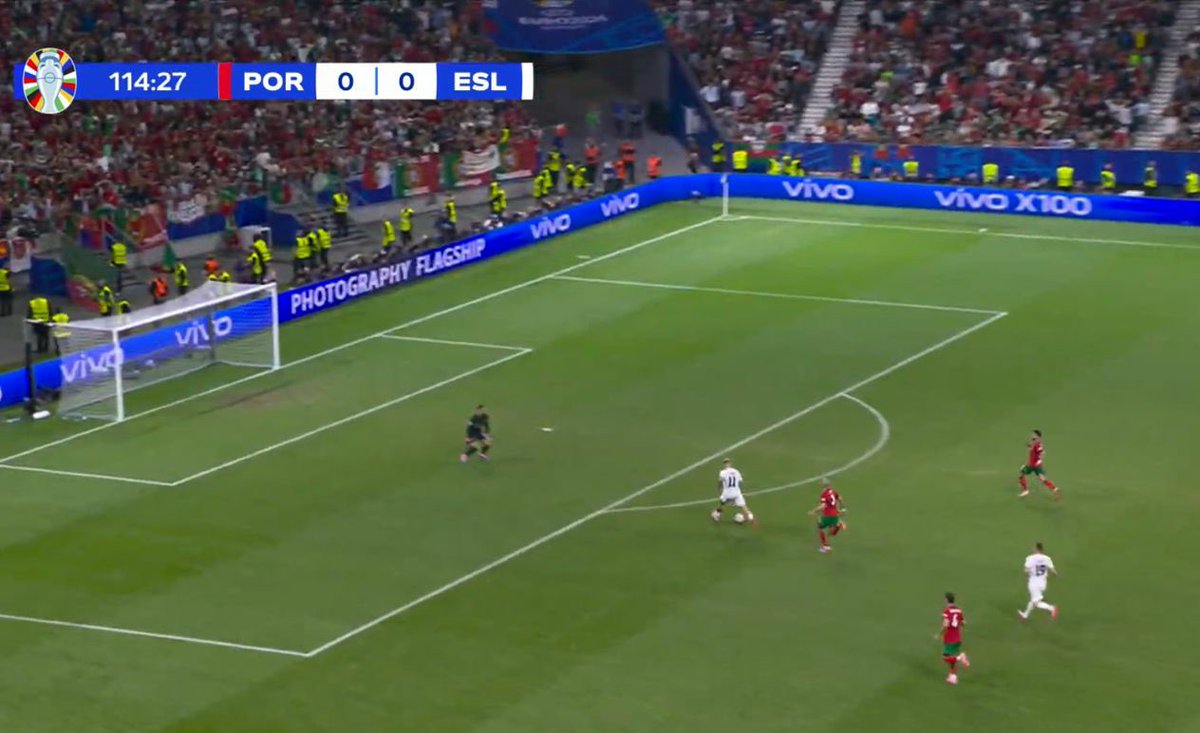 njdmarlon's tweet image. o deyverson nao perdia esse