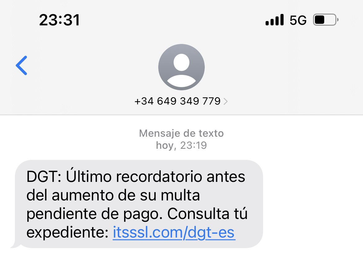 azulair's tweet photo. @policia se supone que los números en España están registrados. Aquí tenéis uno que no se está portando bien. #fraude https://t.co/IQtBUn6HiO