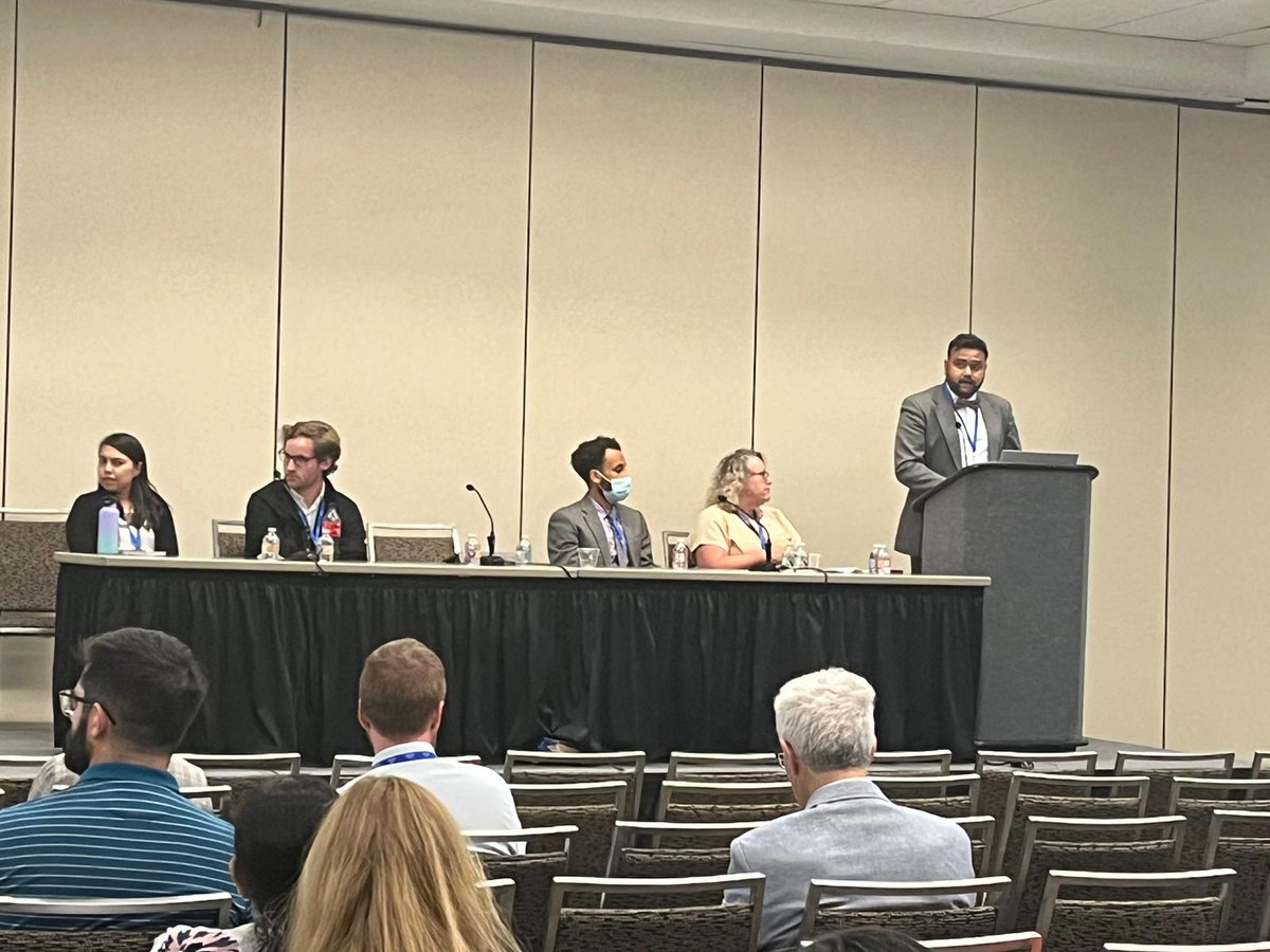 Healthcare tweet media