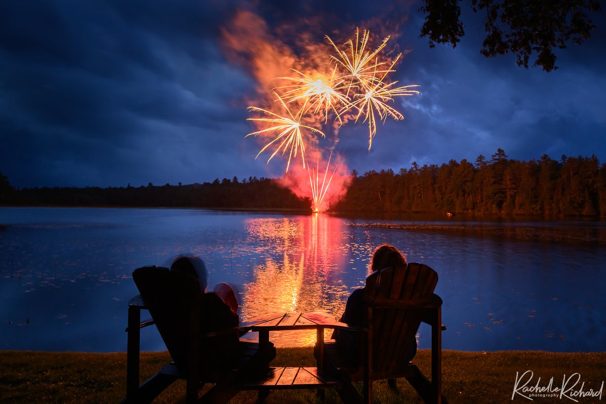 rachrichphoto's tweet photo. Happy Canada Day!
#canadaday #fireworks #campingweekend #lifeathelake #thephothohour #shareyourweather @KMacTWN https://t.co/pEdjOZJ5K2