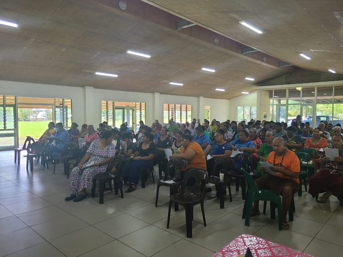 UNDP_Samoa's tweet image. 📍Falealili consultation for the 🇯🇵-funded #CAPIT project. Led by @samoagovt in 🤝 with @UNDP &amp;amp; #KVA, these consultations are part of efforts to keep communities informed about the introduction of #ElectricVehicles &amp;amp; charging stations as part of #decarbonization efforts for 🇼🇸.