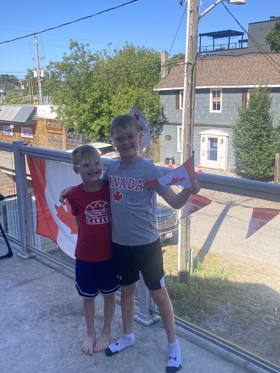 NuhnForage's tweet image. Happy Canada Day from Nuhn Forage! We are proud to manufacture and distribute #TheJuice, 100% Canadian made!  
#MakeSeriousHay #hay2024 #JuiceKeepItCool #TheJuice #madeincanada #CanadianAgriculture #canadaday🇨🇦