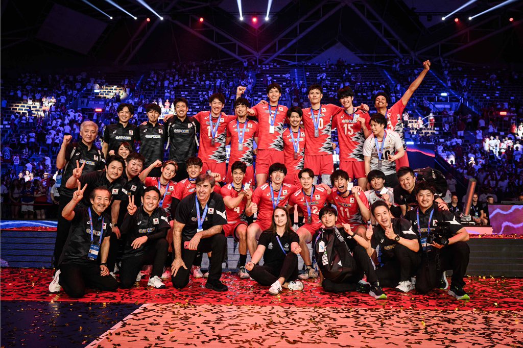 Kzy_t__7's tweet photo. 2024 Volleyball Nations League
第2位🥈

たくさんの応援ありがとうございました。
次はオリンピック 🇫🇷 https://t.co/l4oC7XixfW