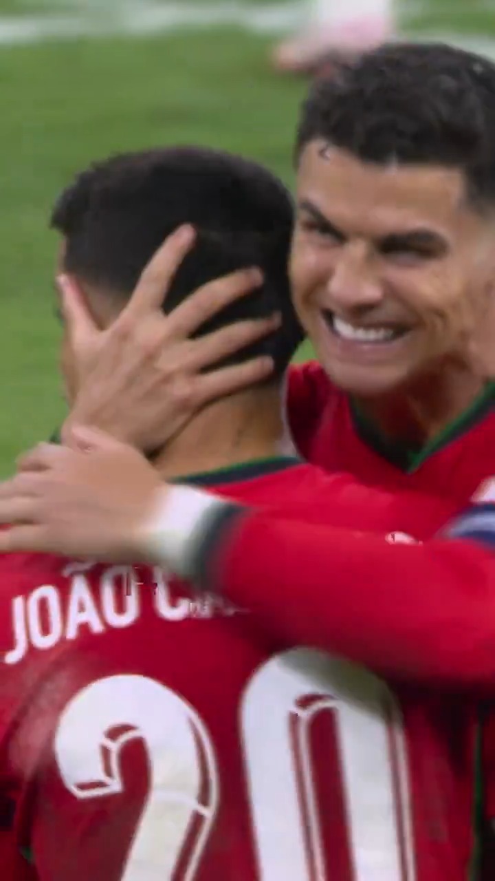 What. A. Finish. 🔥Rewatch every penalty from the Portugal-Slovenia shootout 🇵🇹🇸🇮🇸🇮: ❌❌❌🇵🇹: ✅✅✅