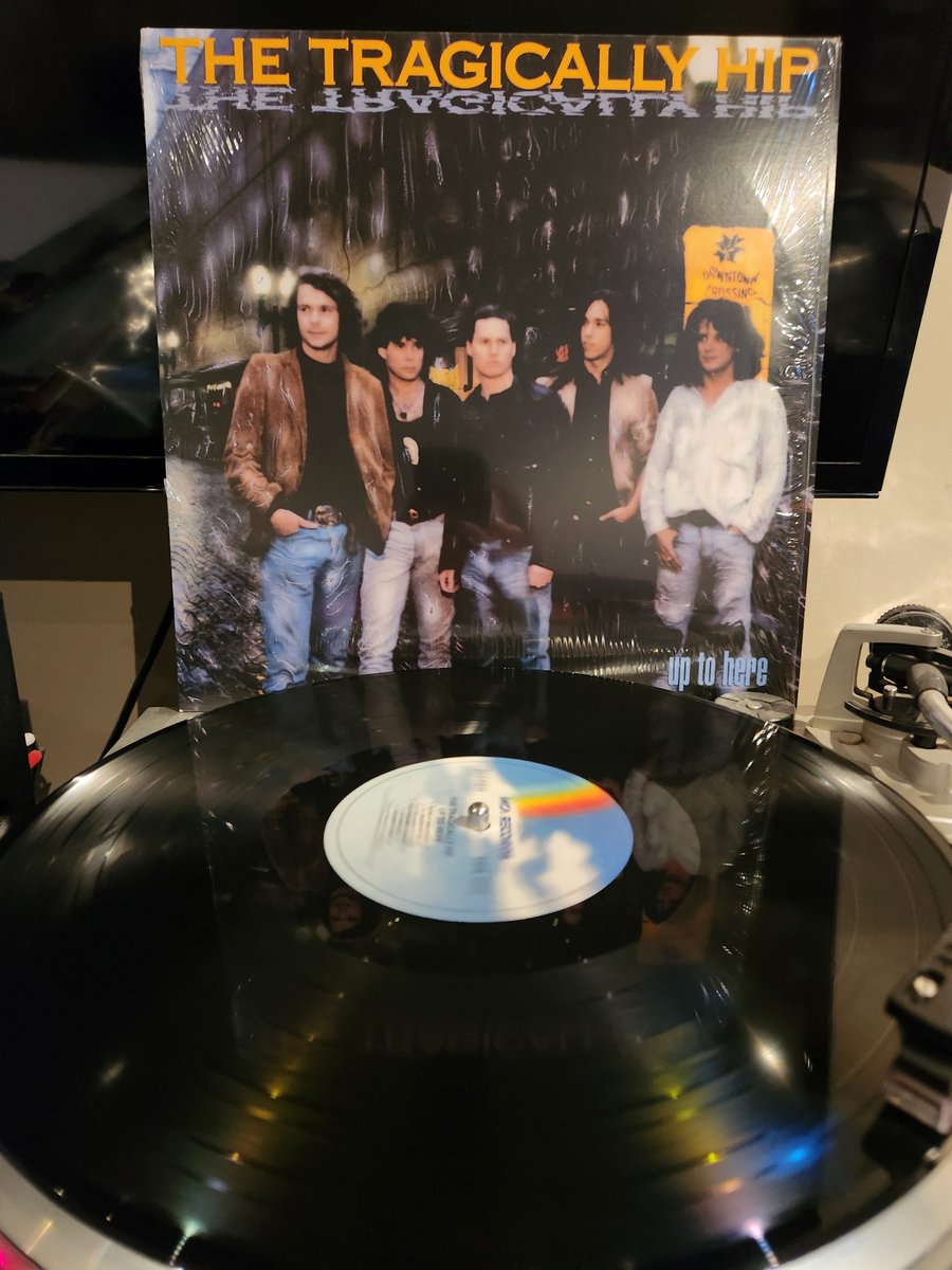 SpinVinyl1's tweet photo. Of course I had to play some Tragically Hip on Canada Day! Canada's band has such a fantastic discography you can pick any album and it's great. Here are a couple of favorites, Up To Here and Trouble At The Henhouse. Gord is so missed!
#TragicallyHip #UpToHere #Vinylrecords https://t.co/Xw3umxxIJx
