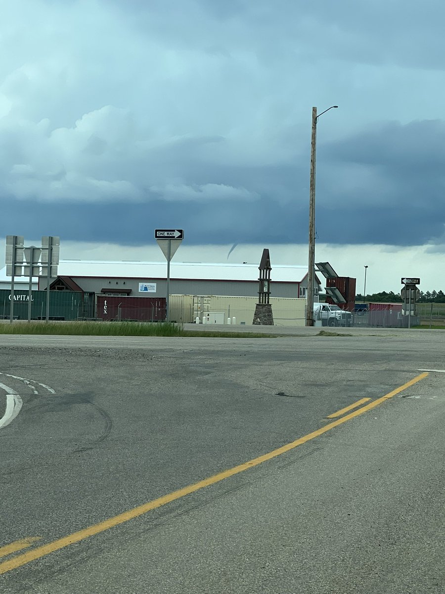 Josh Frye (Central Dakotas Severe WX Chasing) tweet media