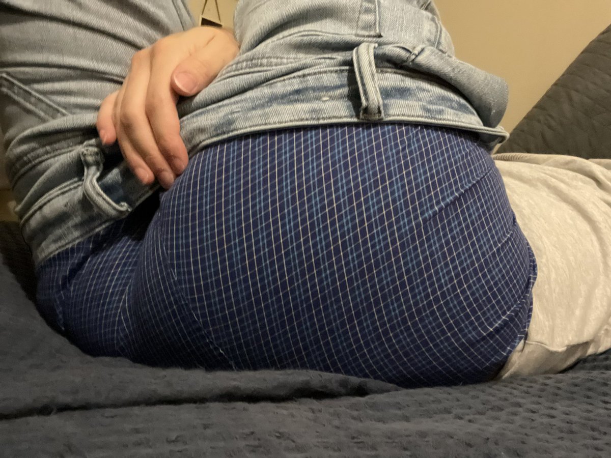 bas_w123 tweet media