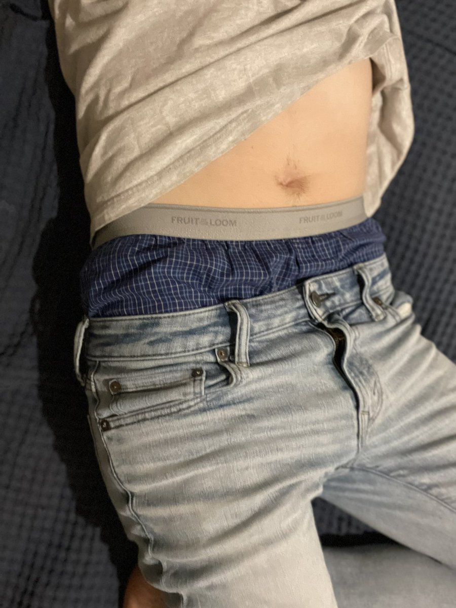 bas_w123 tweet media