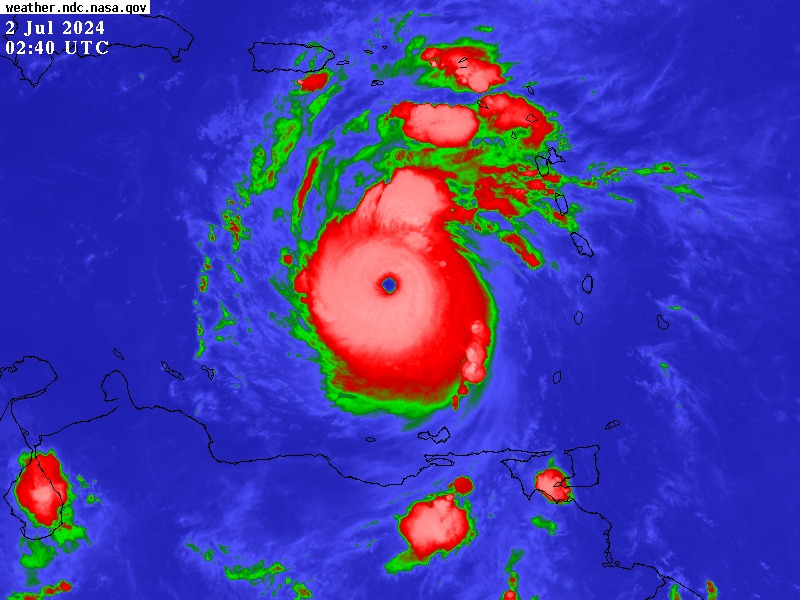 ATENCIÓN! The U.S. Hurricane Center has just stated in the 10 PM update that Beryl is now a category 5 hurricane packing winds of 160 mph. This is very bad for Jamaica because even if she weakens when she is passing, she will still be a major hurricane of cat 3 - 5 strength.
