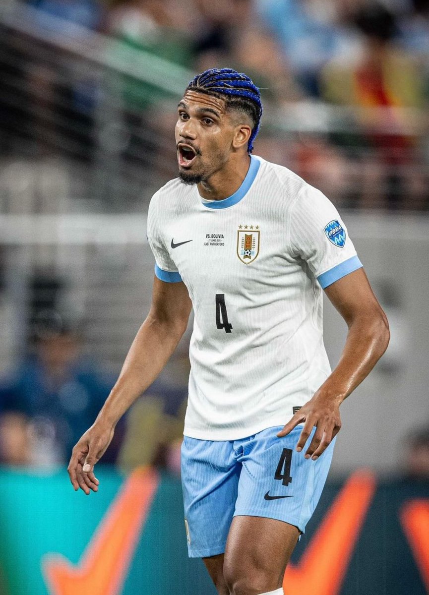 futbolscan's tweet image. 📊🌟 Ronald Araújo vs Estados Unidos:

➜ 1º en despejes [8]
➜ 1º en intercepciones [4]
➜ 1º en duelos ganados [9/11]
➜ 1º en acciones defensivas [16]
➜ NO FUE GAMBETEADO
➜ GANÓ TODOS SUS DUELOS AÉREOS [6]