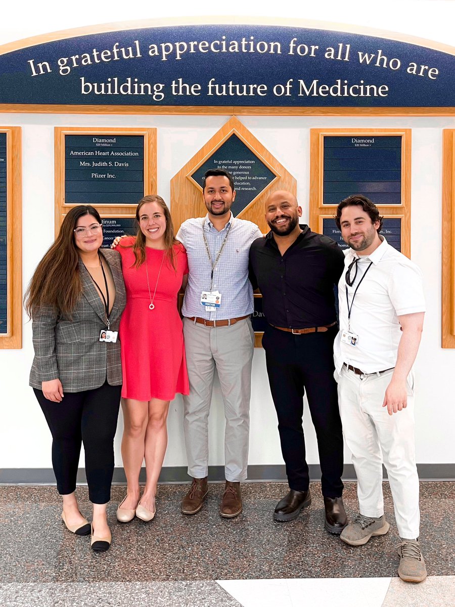 Starting our GI fellowship journey at UF with a Gator-sized dose of excitement! Ready to tackle guts and glory with this A-team. 🐊💼 #GIFellowship #UFHealth #GoGators
 #GITwitter