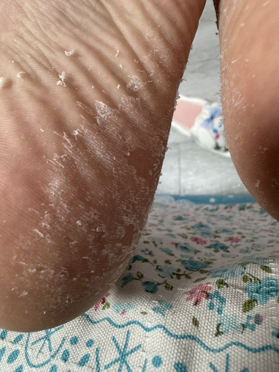 黄推福利内容 - 云朵小羊的原味屋的精彩图片 福利姬云朵小羊的原味屋分享的黄推图片4 - 网红私拍内容