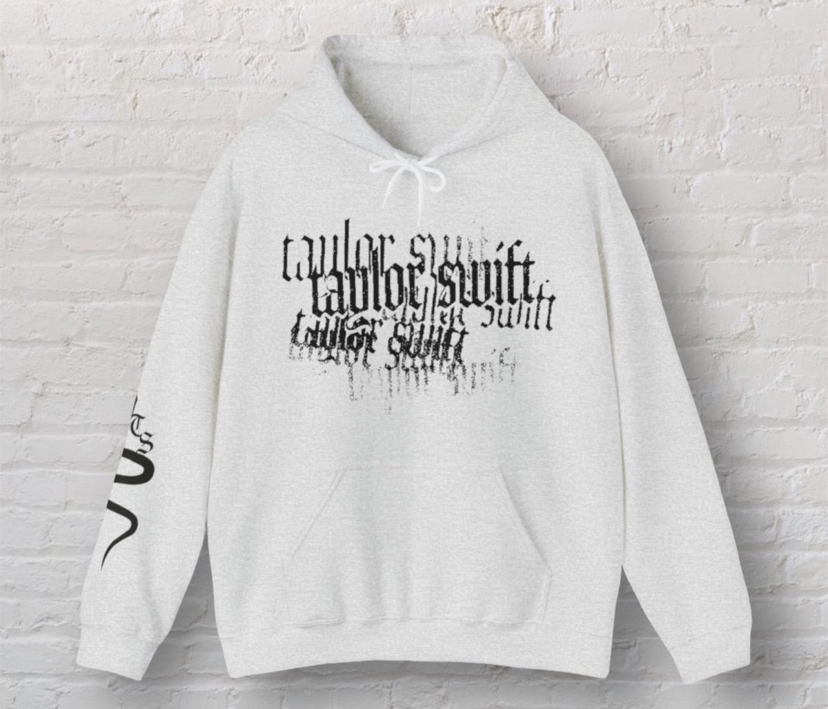 yourillus1onist's tweet photo. 🖤🐍GIVEAWAY🐍🖤

OPEN INTERNATIONALLY!

Winner will receive this light ash grey reputation hoodie dupe (in a unisex size L)!

To enter:
-follow me (so I can dm you if you win!)
-repost
-comment the TS lyric that you relate to the most

Ends on July 7 at 11:59pm EST. 🫶 https://t.co/Wo6E0ZXJlO